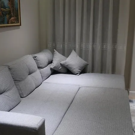 Tirana Stay Central Appartamento