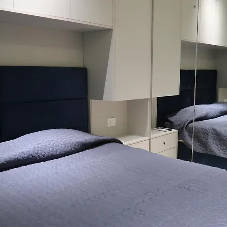 Tirana Stay Central Appartamento